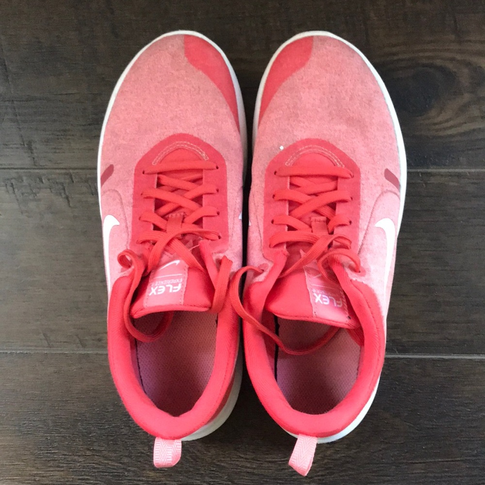 Nike Flex Tennis Shoes Sz.7